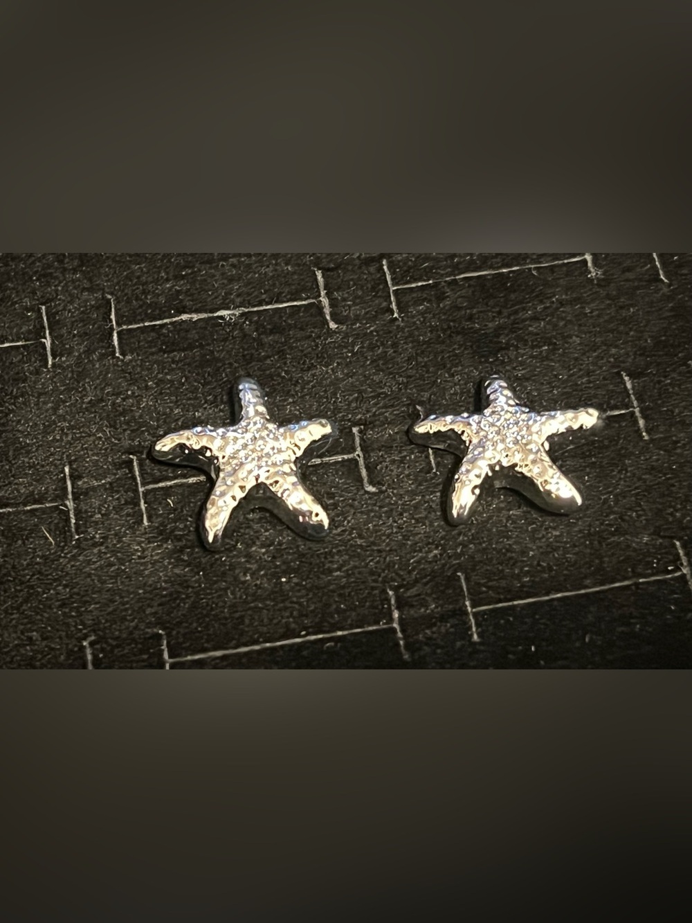 Silver Plastic Metal Starfish Stud earrings